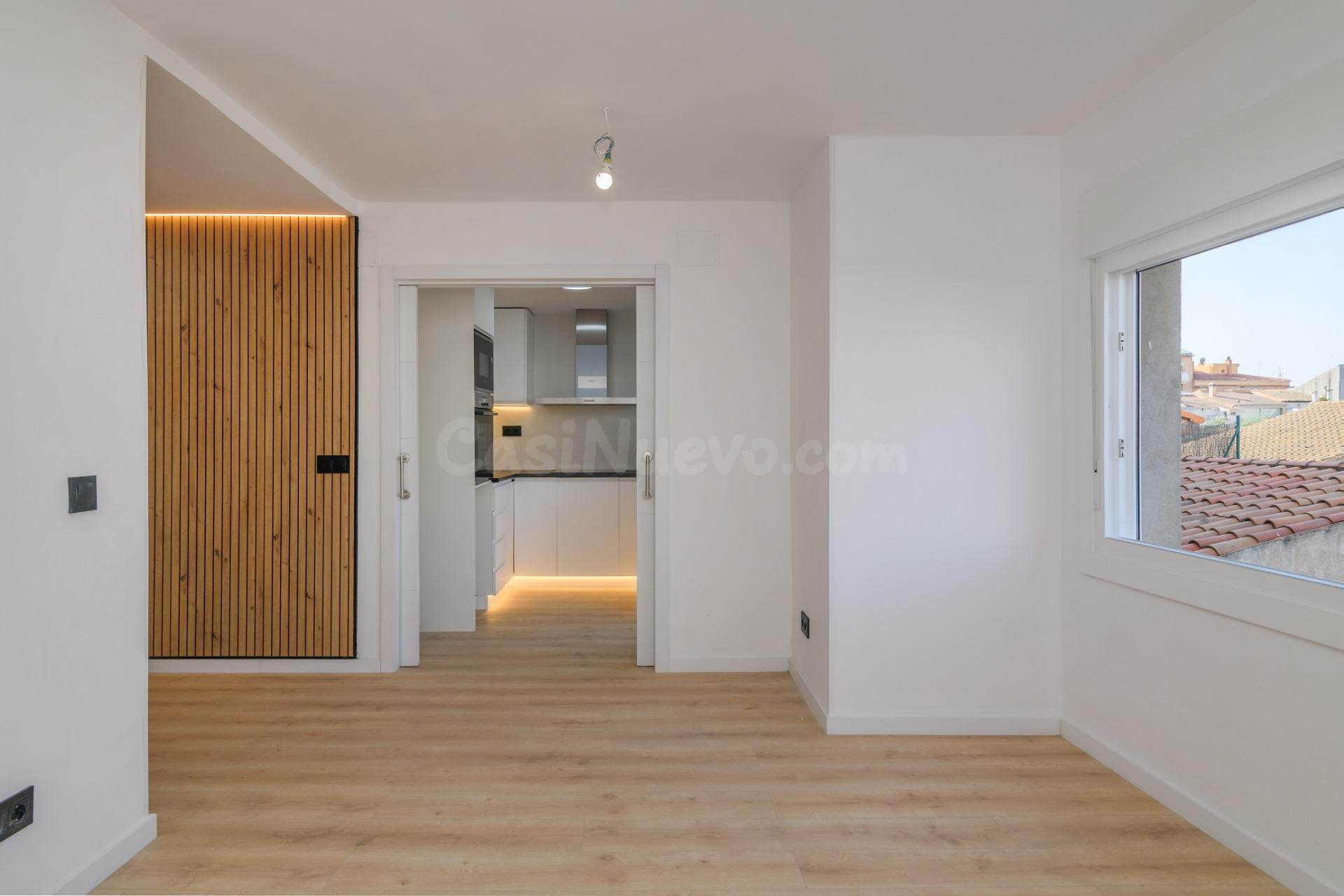 Piso de 3 habitaciones reformado al lado del Colegio Oms i d