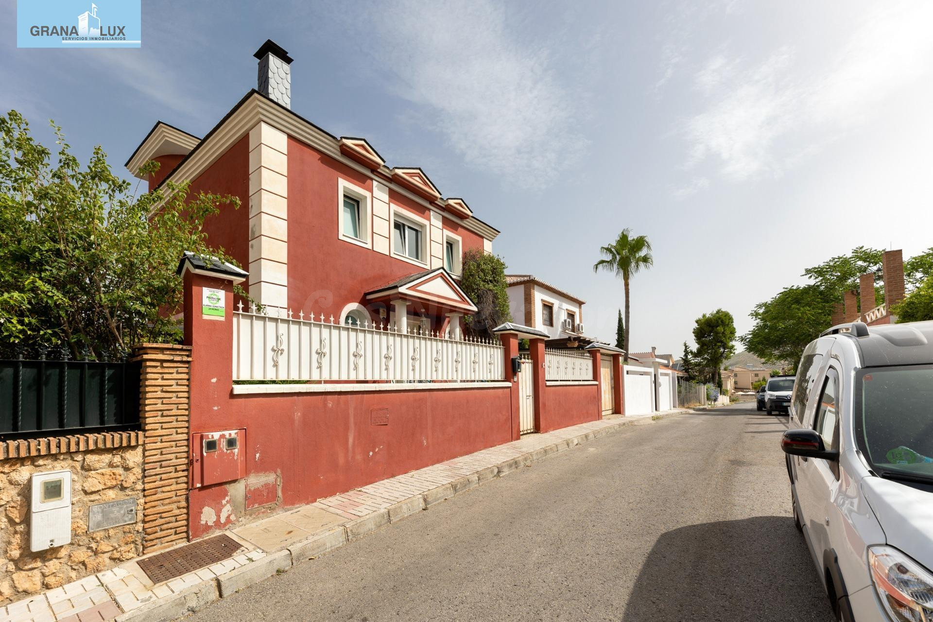 CHALET EN EL BARRIO DE MONACHIL - foto 2
