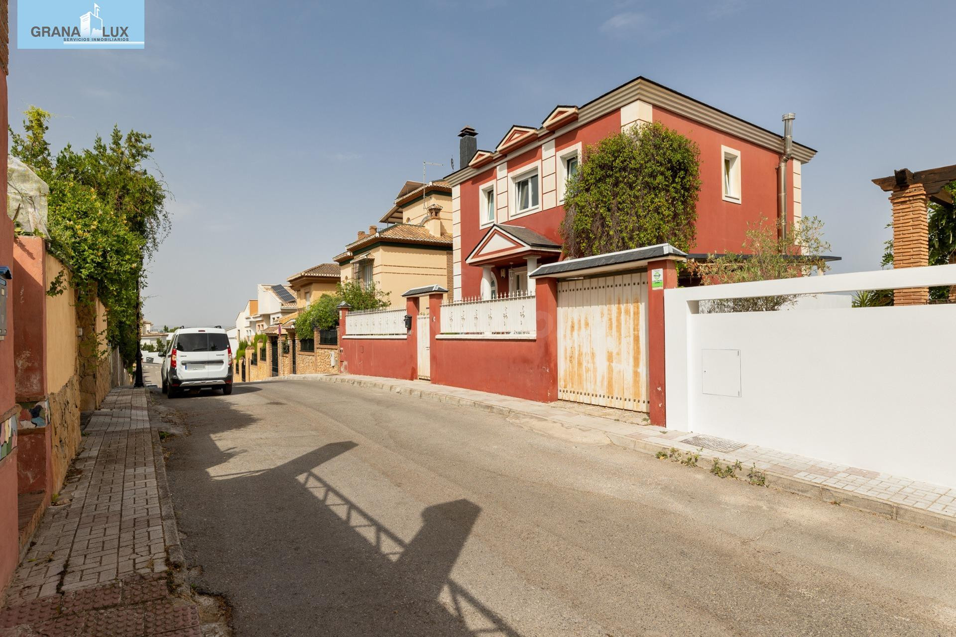 CHALET EN EL BARRIO DE MONACHIL - foto 3