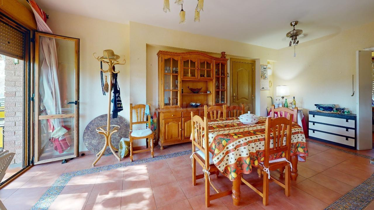 SE VENDE PISO EN URBANIZACIÓN "EL CANTÁBRICO" - foto 5