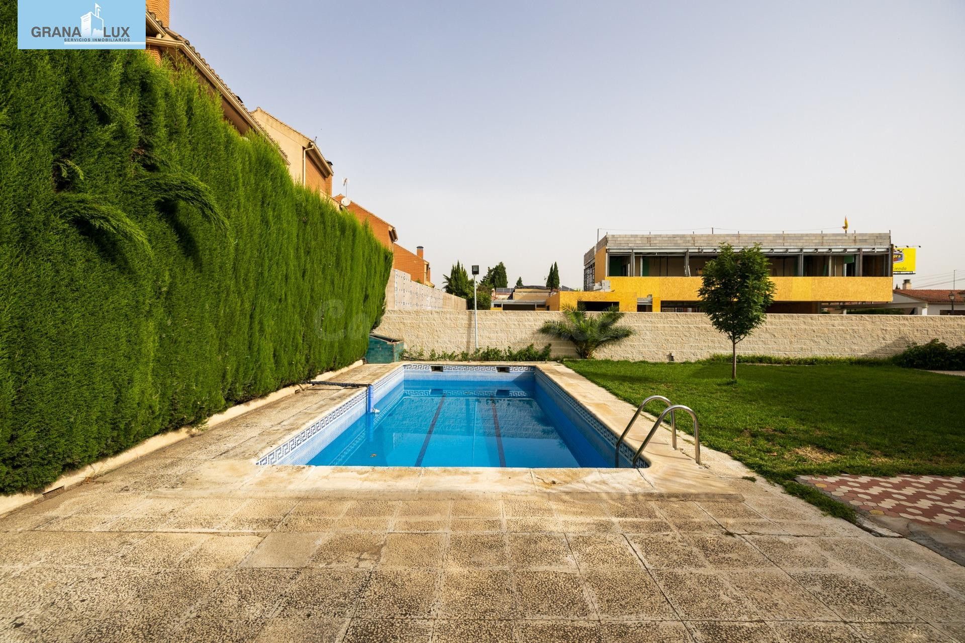 CHALET SEÑORIAL EN URB VISTA NEVADA ARMILLA, 4 DORM, 2 WC, T - foto 3