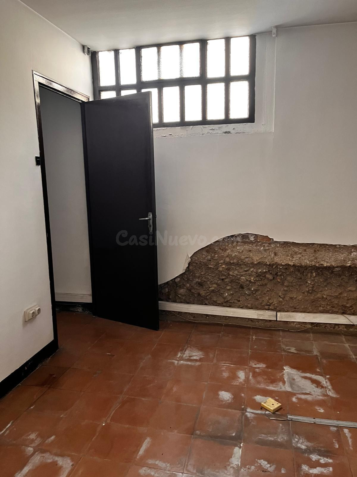 Local comercial en alquiler en Manresa – Zona Ctra. de Cardo - foto 4