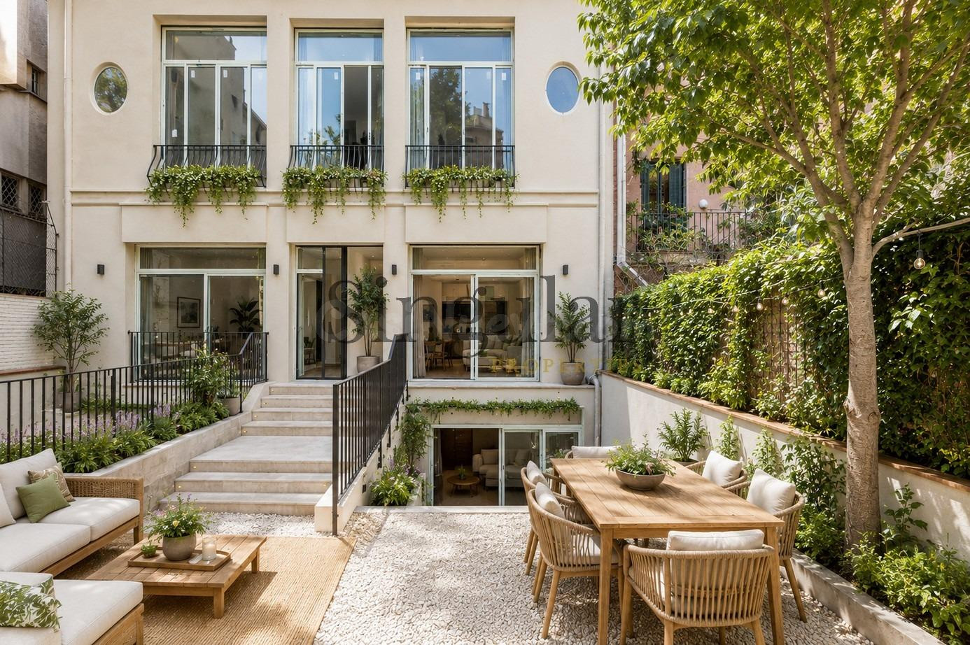 Dúplex con jardín privado y sala polivalente en Sant Gervasi–Galvany (197 m2 + 75 m2 de jardín)