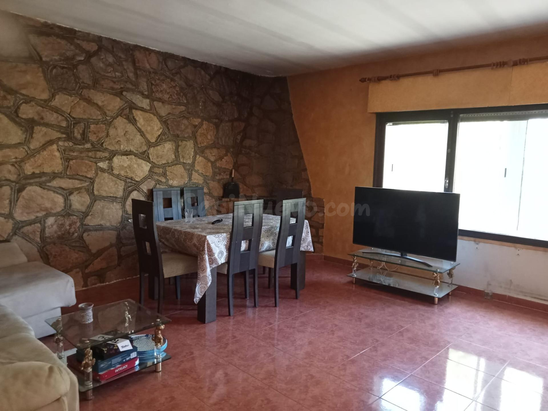Chalet de dos plantas con piscina en parcela de 1.499 m2 jun - foto 5