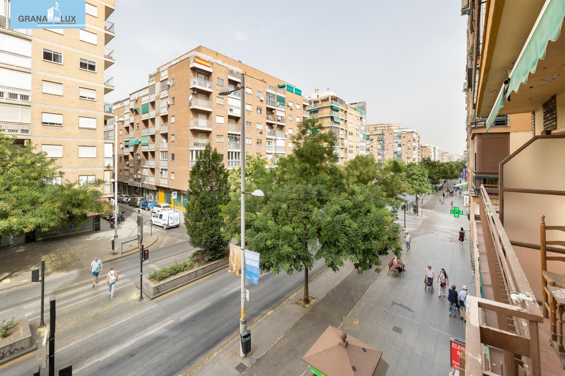 Gran piso en pleno centro de Granada