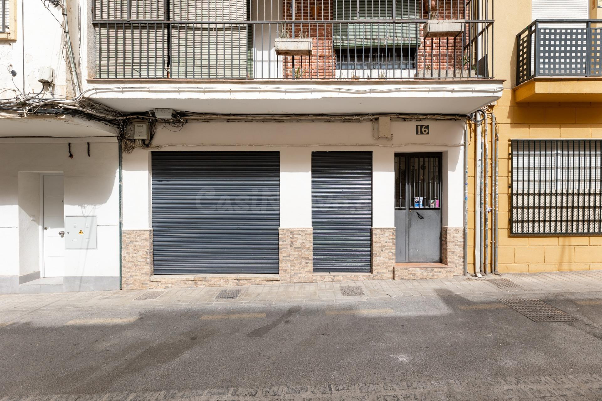 Local Comercial en la Mejor Zona de La Chana - foto 3