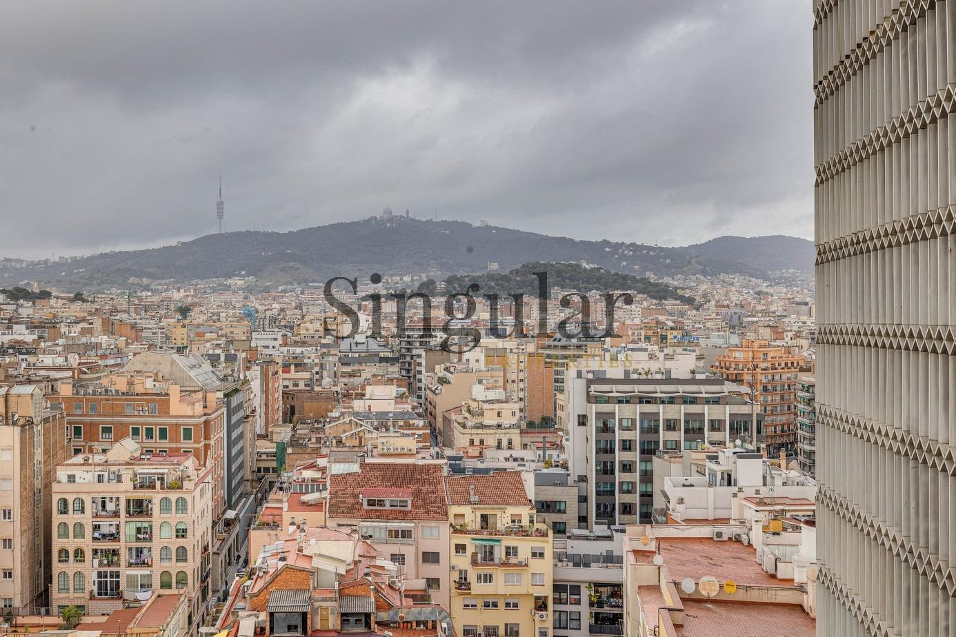 Piso alto en venta en Barcelona - foto 2