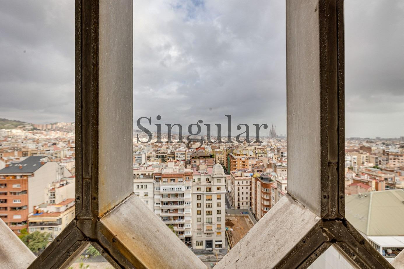 Piso alto en venta en Barcelona - foto 3