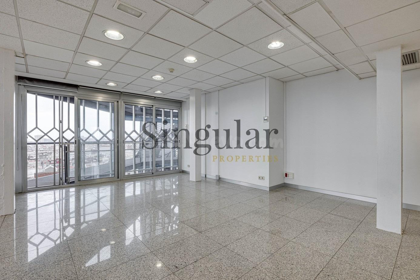 Piso alto en venta en Barcelona - foto 5