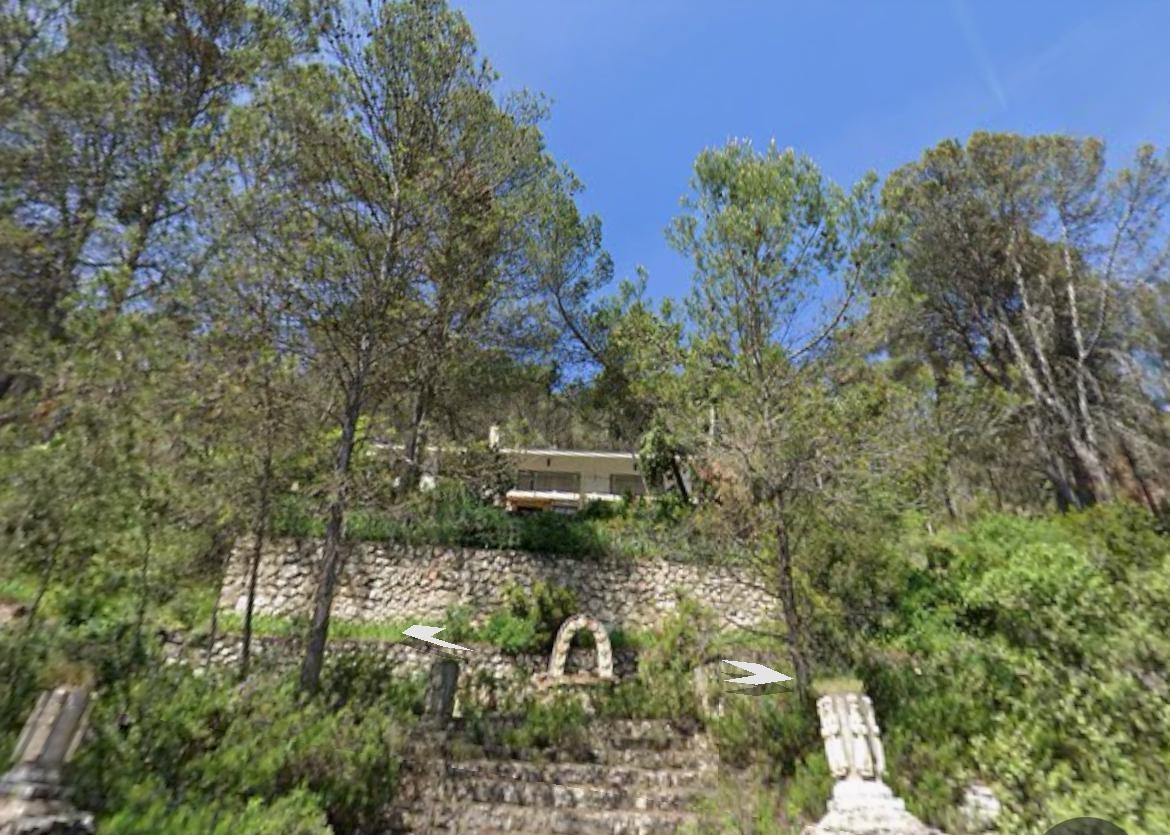 CHALET DE PIEDRA, EN DOS PLANTAS, CON PARCELA DE 5.000M2, CO