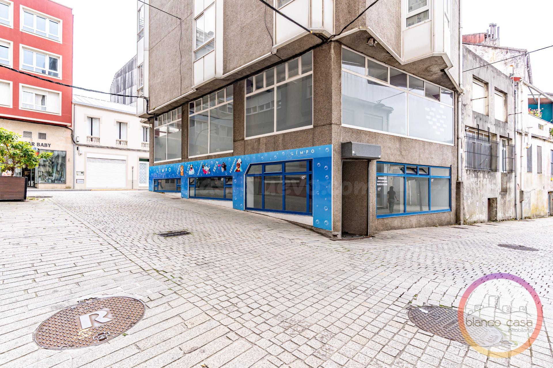 Local en VENTA ubicado en la C/ FOMENTO de CARBALLO (A Coruñ
