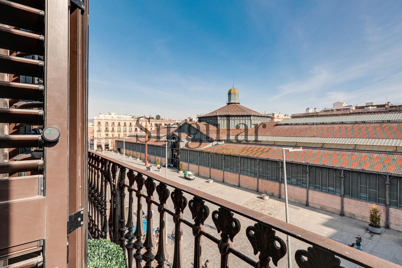 Piso de lujo con acabados de altísima calidad. Plaza del Bor - foto 2