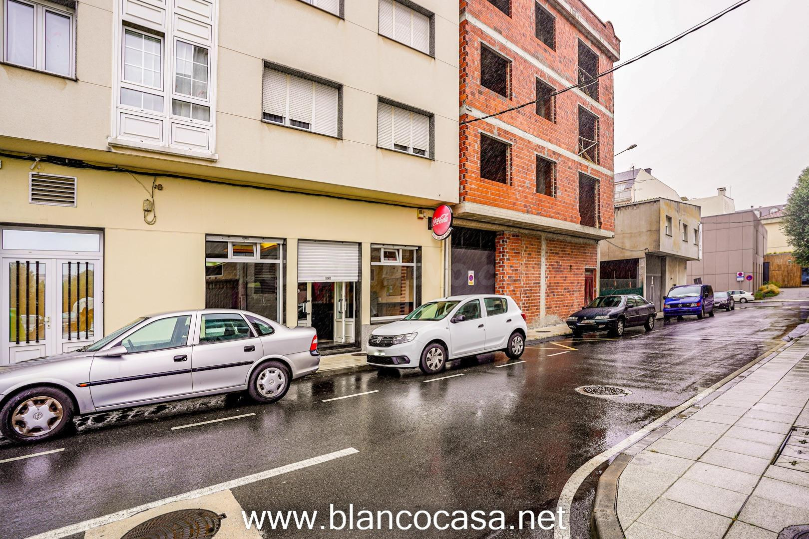 ¡Alquiler Local comercial en A Laracha ! - foto 2