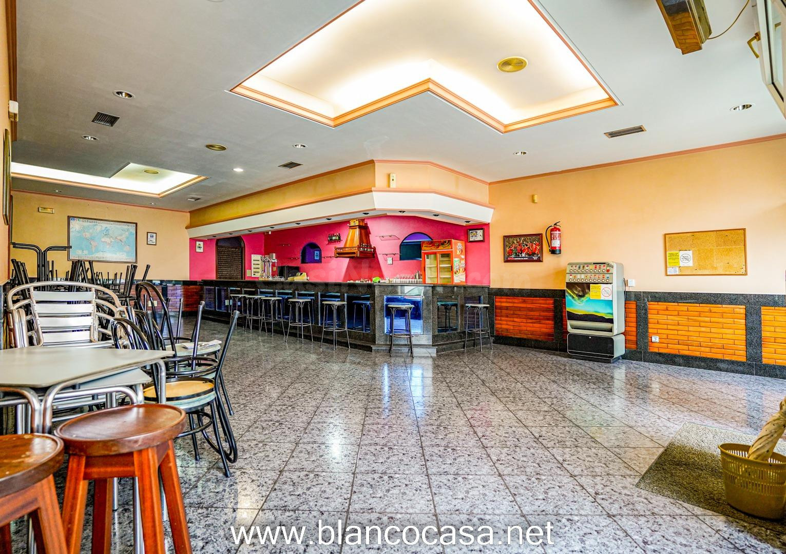 ¡Alquiler Local comercial en A Laracha ! - foto 3