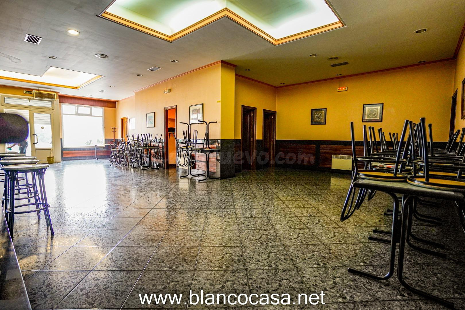 ¡Alquiler Local comercial en A Laracha ! - foto 5