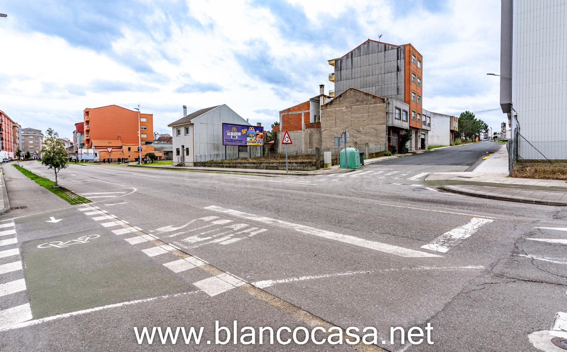 SOLAR en VENTA en AVDA MALPICA (CARBALLO)