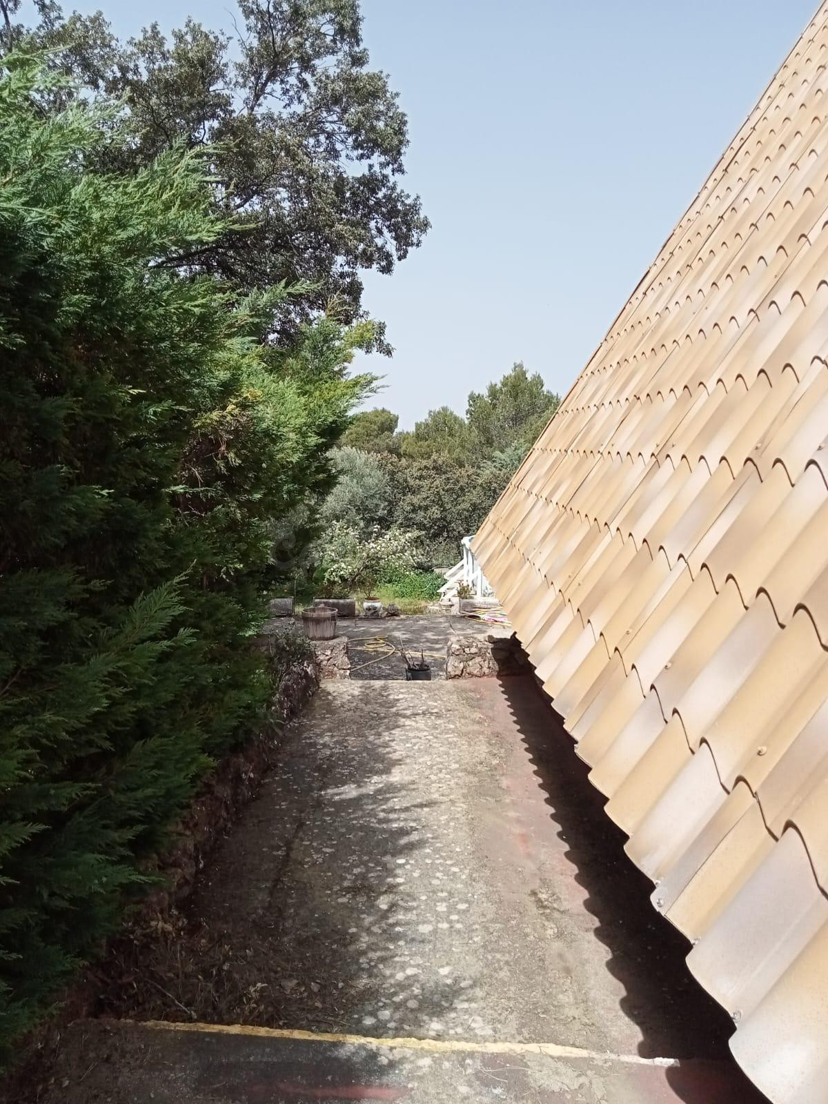 Cabaña de madera en parcela de 887 m2 - foto 4