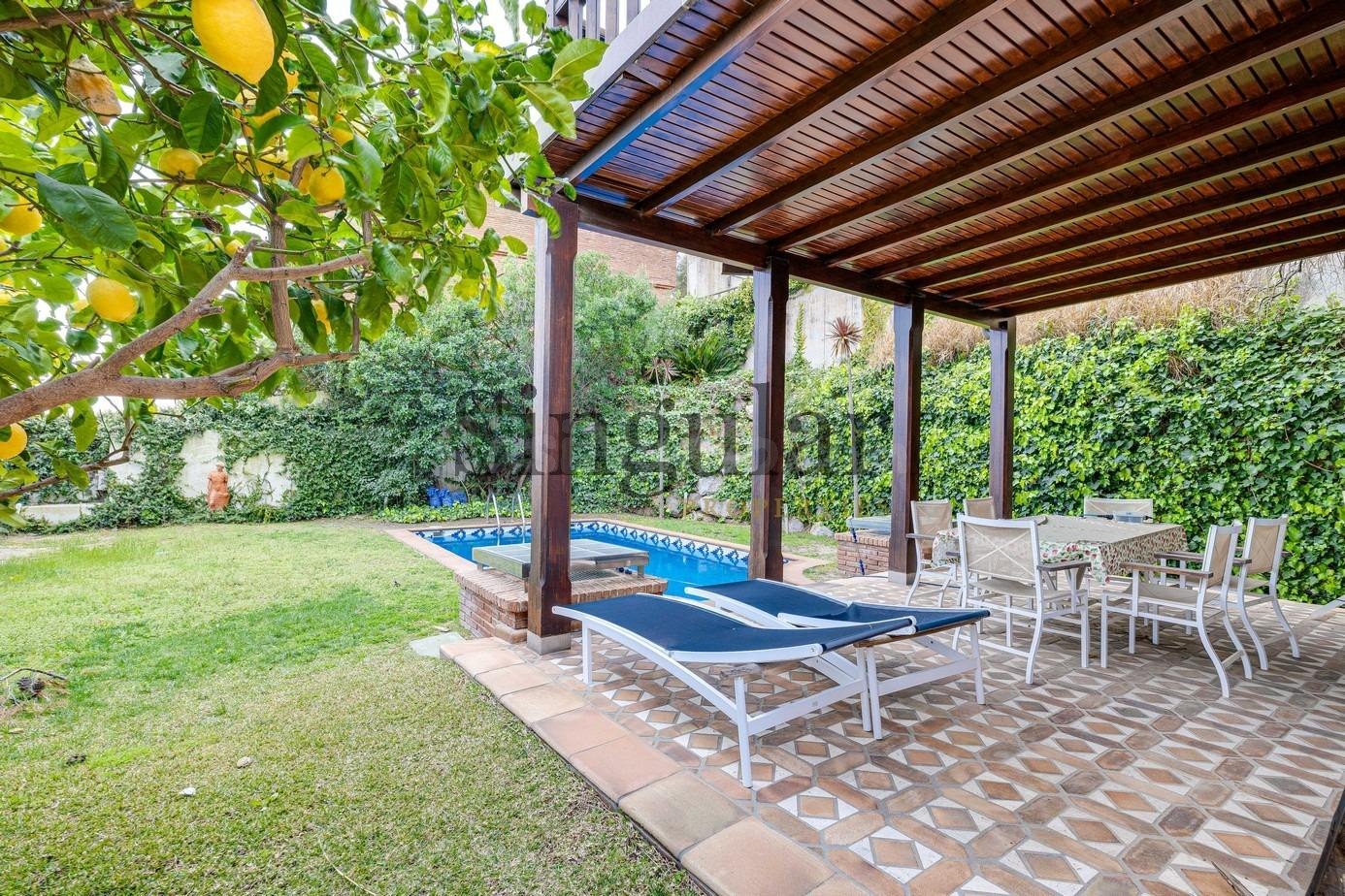 Magnífica vivienda situada en una de las zonas más tranquila - foto 2