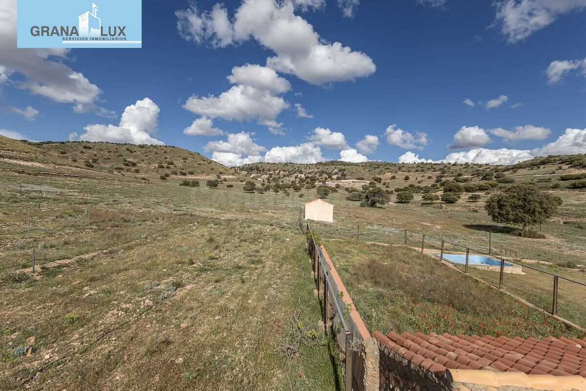 SE VENDE ESPECTACULAR FINCA EL LAUNERO EN GUADIX - foto 2