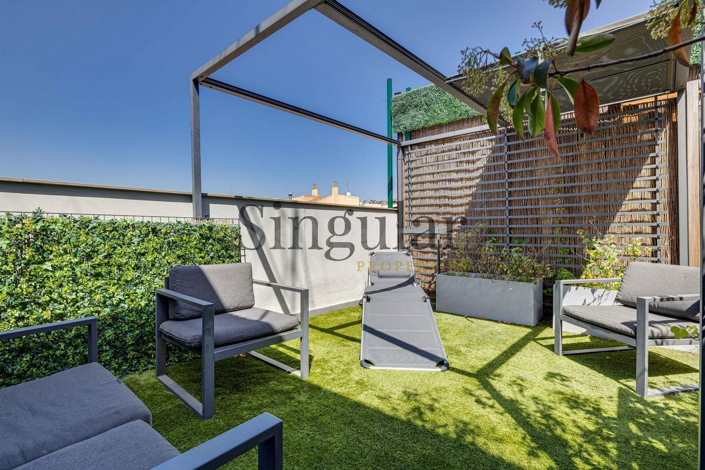 Ático reformado con piscina y vistas