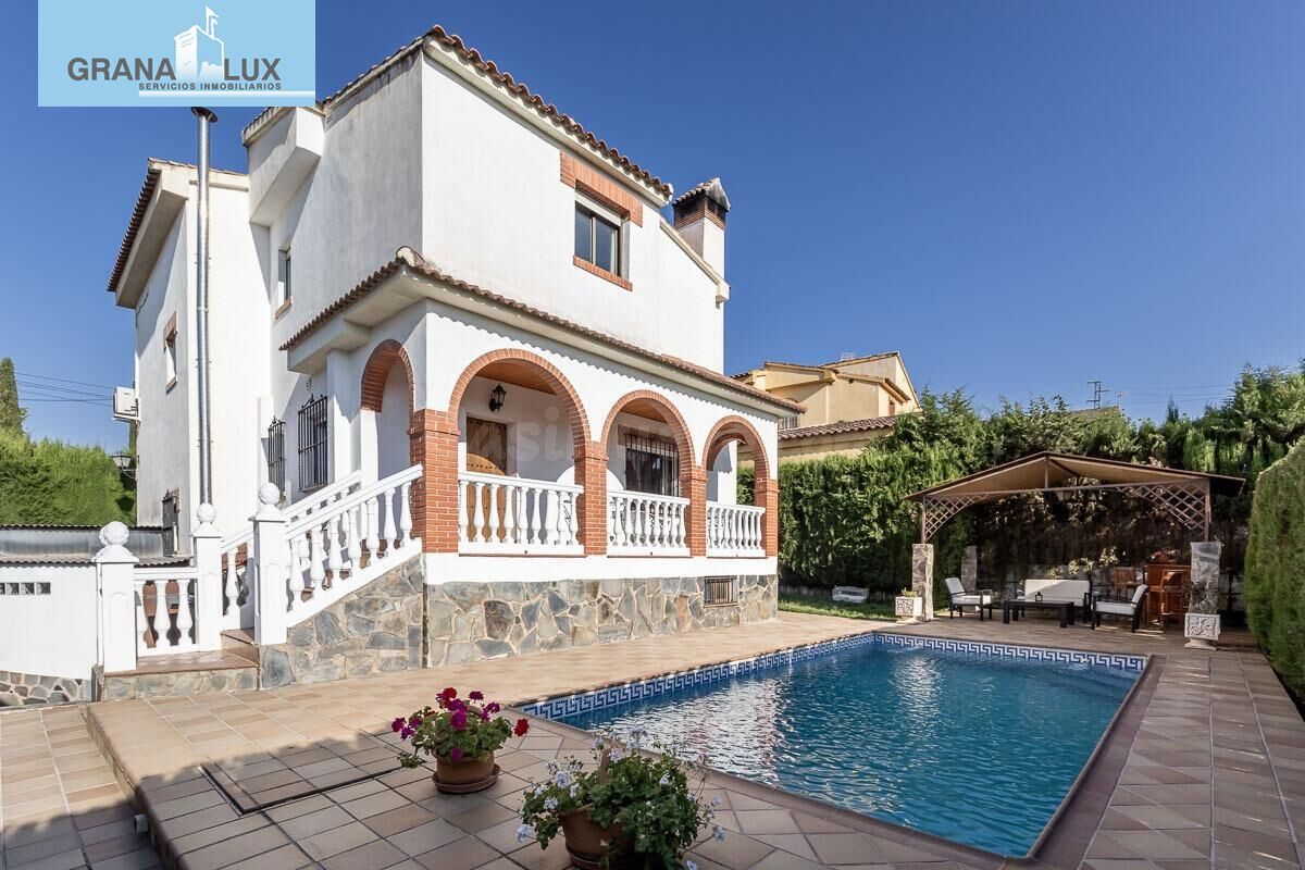 FANTASTICA CASA EN GOJAR