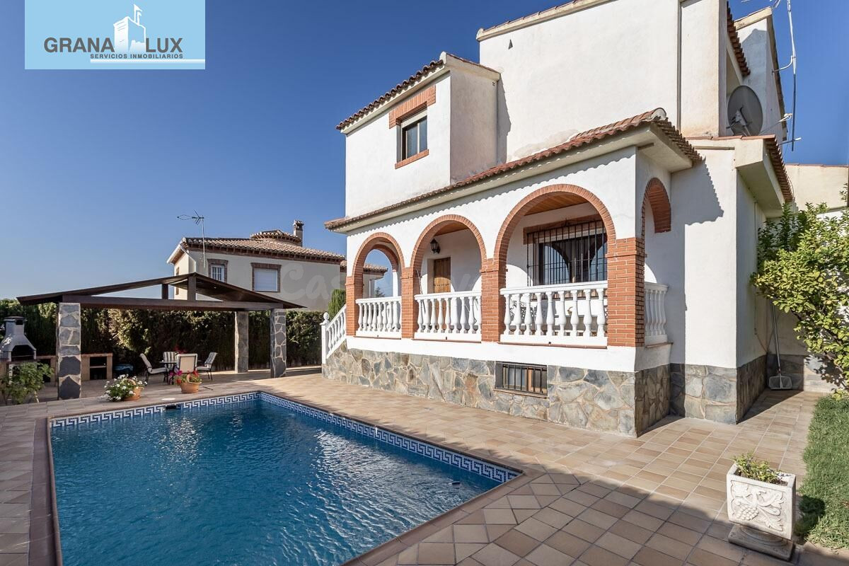 FANTASTICA CASA EN GOJAR - foto 4