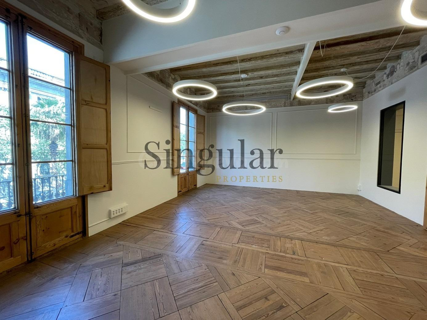Oficina singular: luz, amplitud y vistas excepcionales en Pa - foto 3