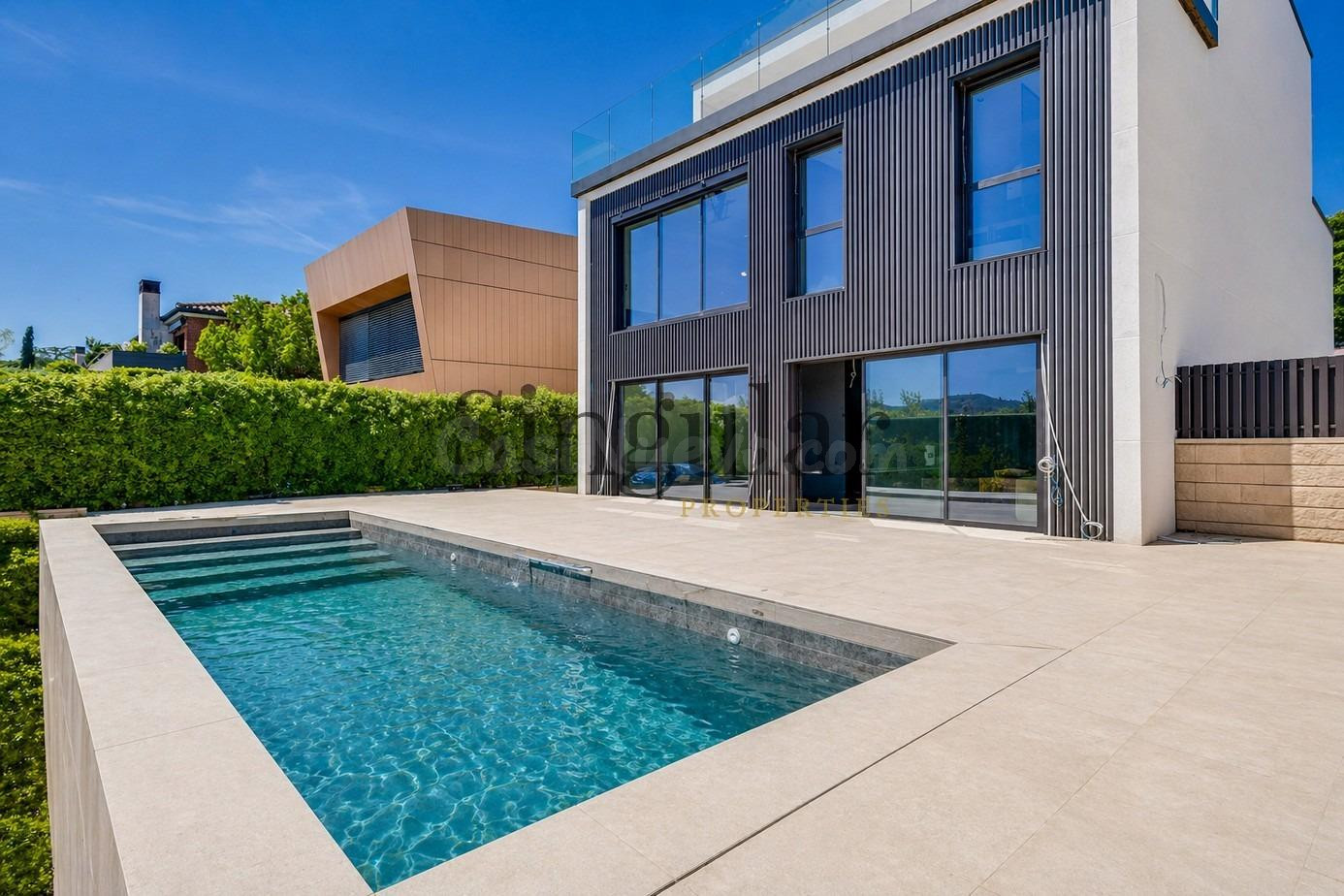 Espectacular vivienda de obra nueva con vistas panorámicas