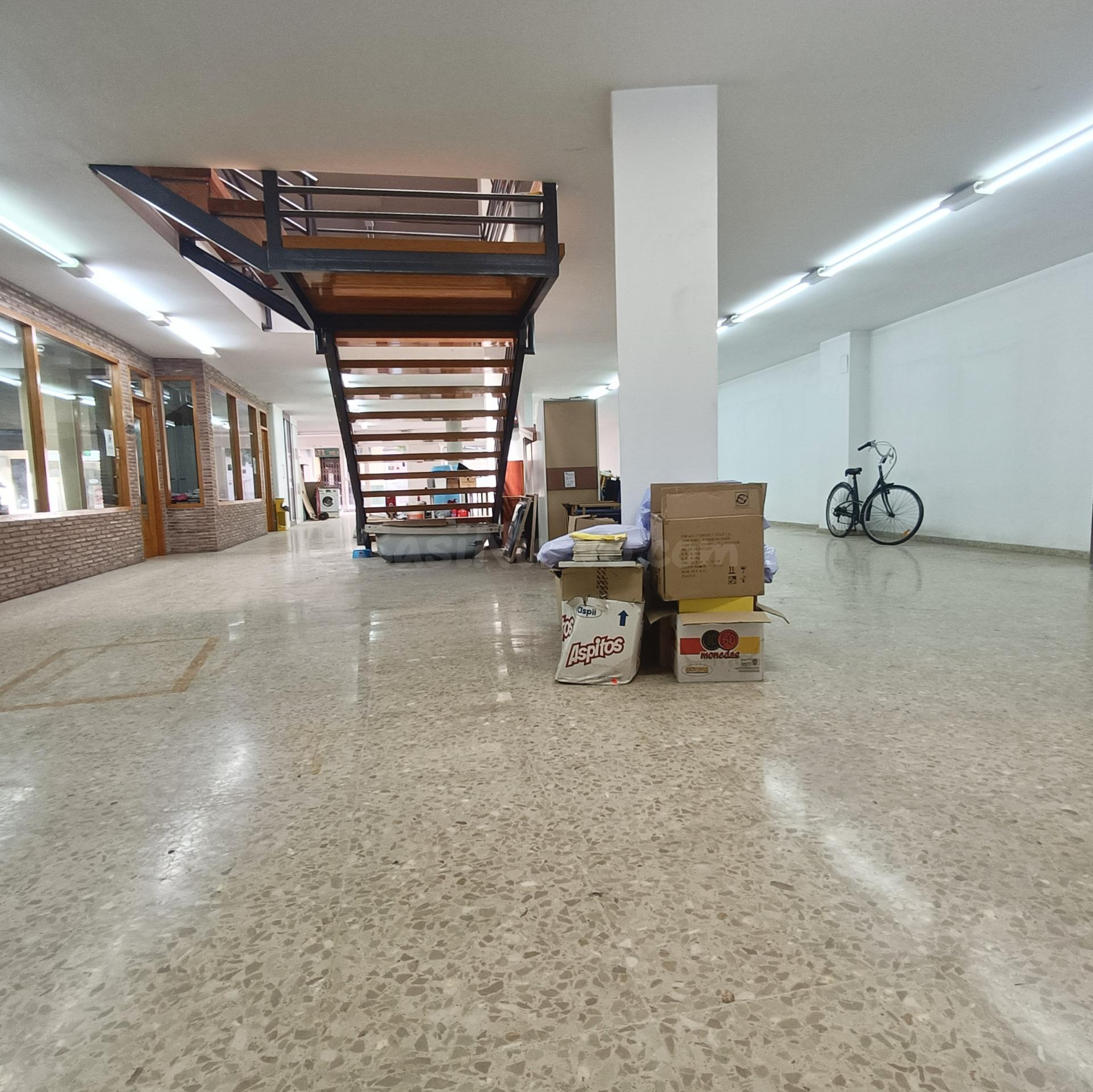 MAGNÍFICO LOCAL COMERCIAL EN LA ZONA CENTRO DE, CASTELLÓN - foto 2