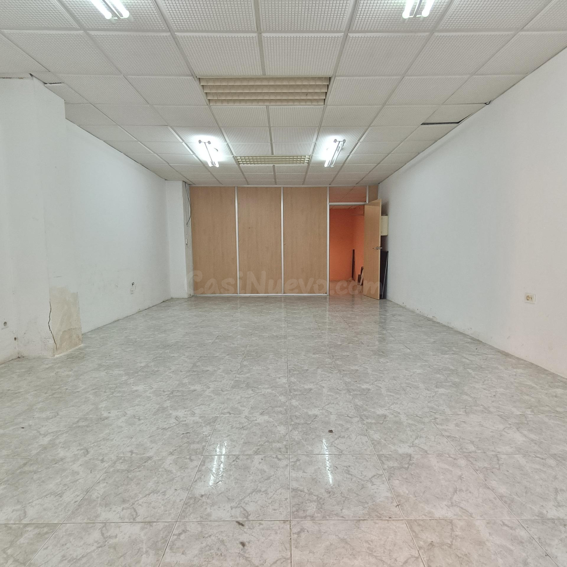MAGNÍFICO LOCAL COMERCIAL EN VENTA, ZONA COLEGIO CARMELITAS