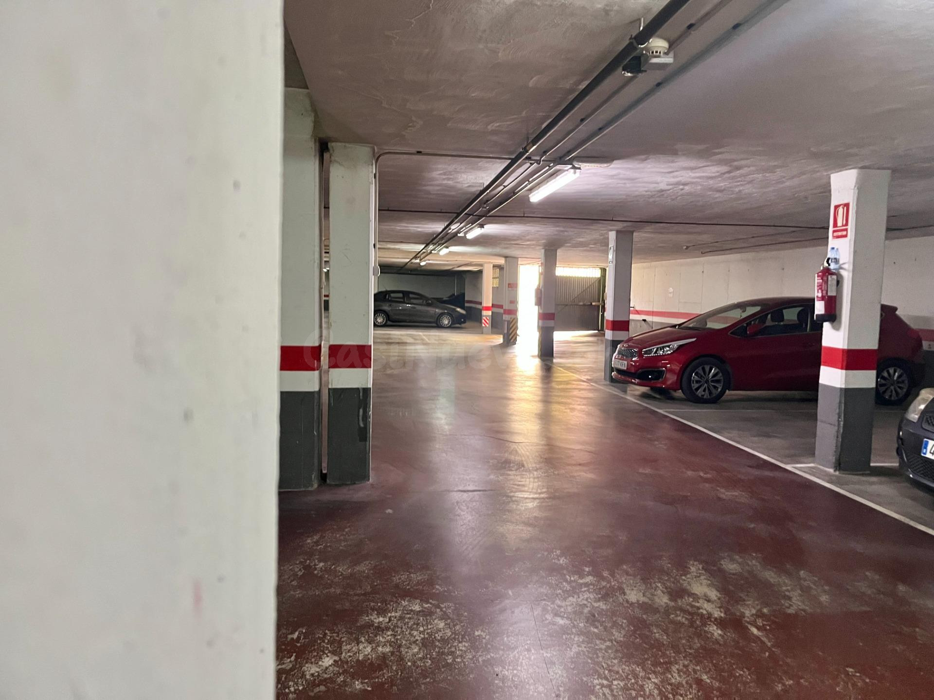 PLAZA DE PARKING EN VENTA, ZONA SENSAL - foto 2