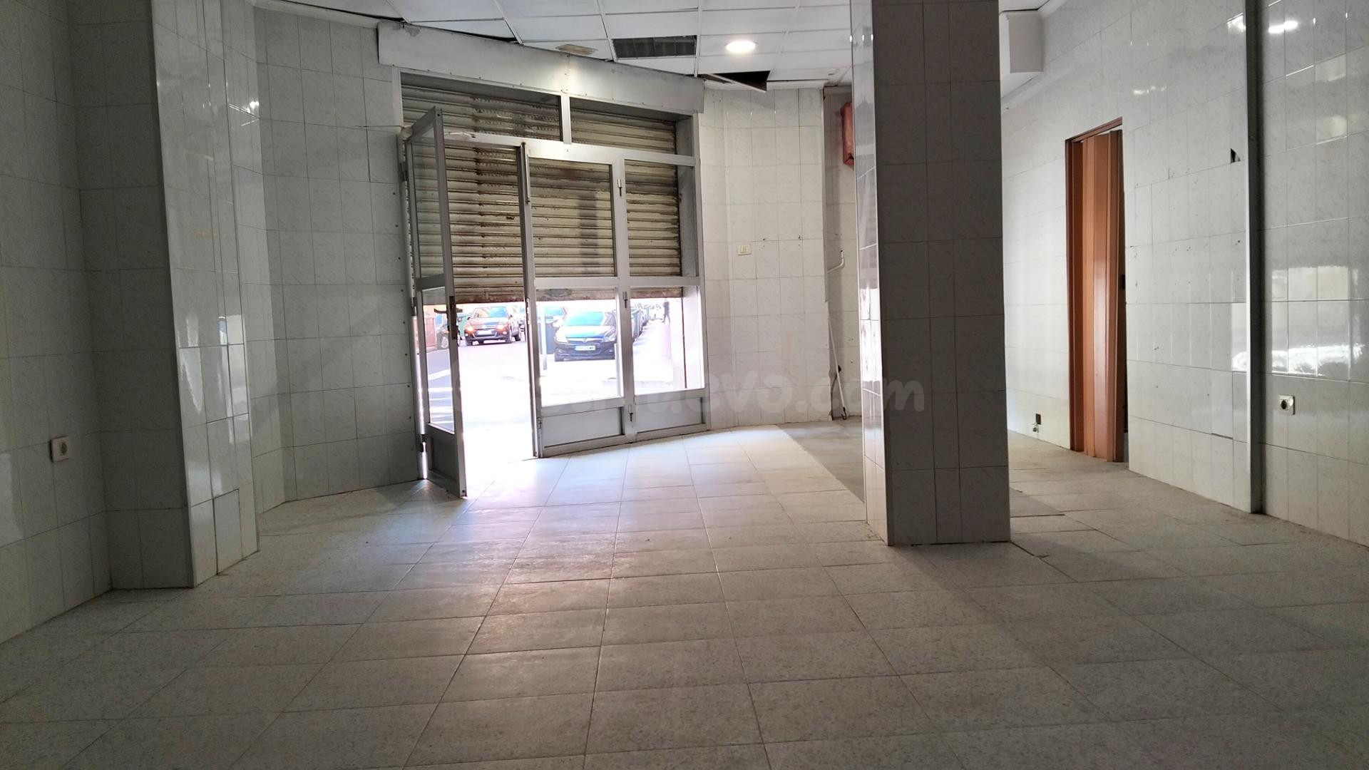LOCAL COMERCIAL ESQUINERO, ZONA JUAN RAMÓN JIMÉNEZ/GRAN VÍA - foto 4