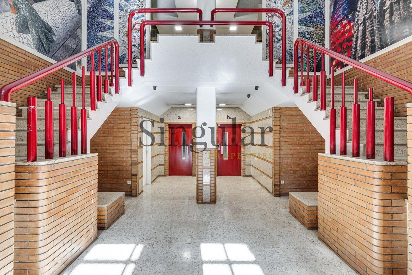Conjunto de oficinas en alquiler junto a Passeig de Sant Joa