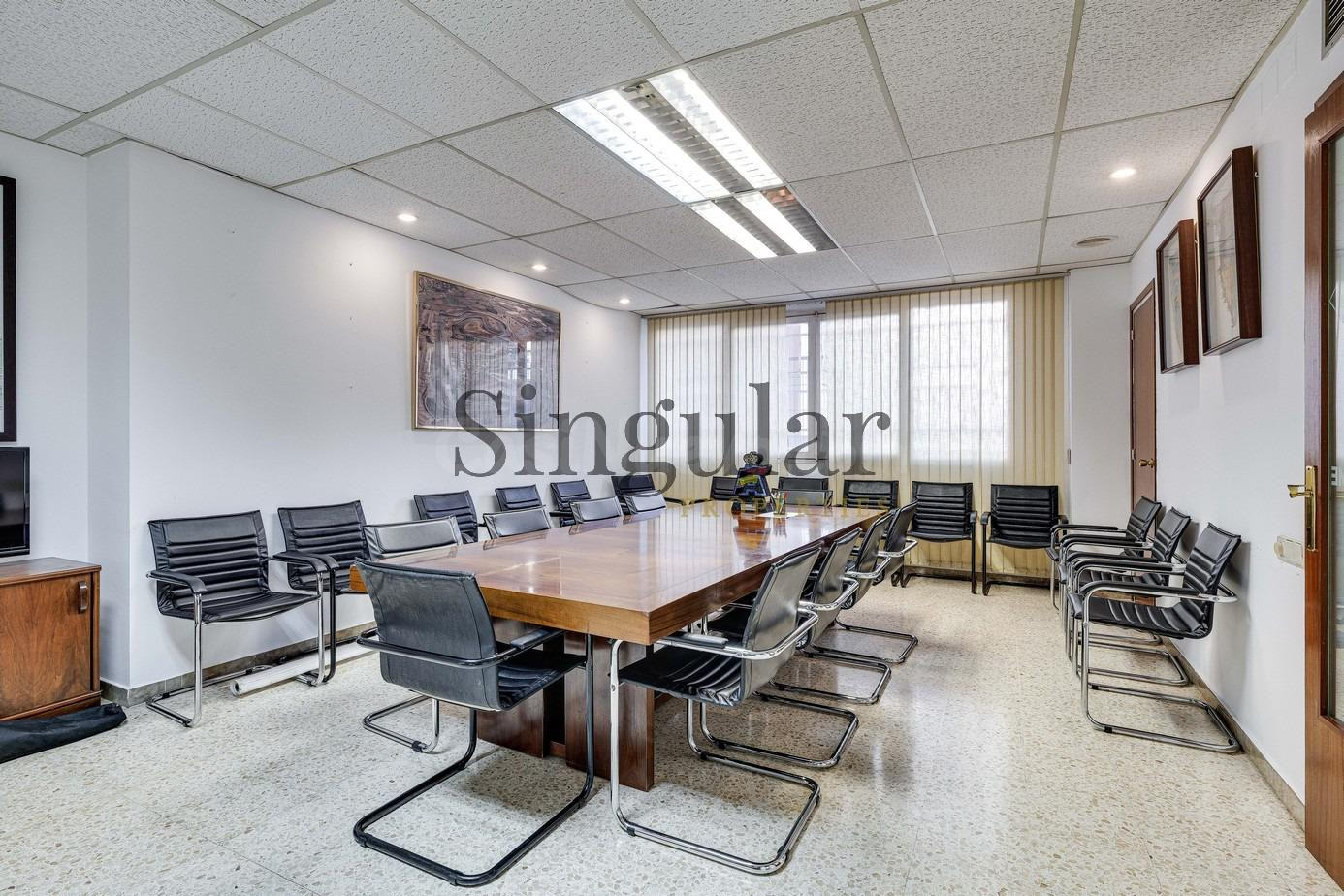Conjunto de oficinas en alquiler junto a Passeig de Sant Joa - foto 5