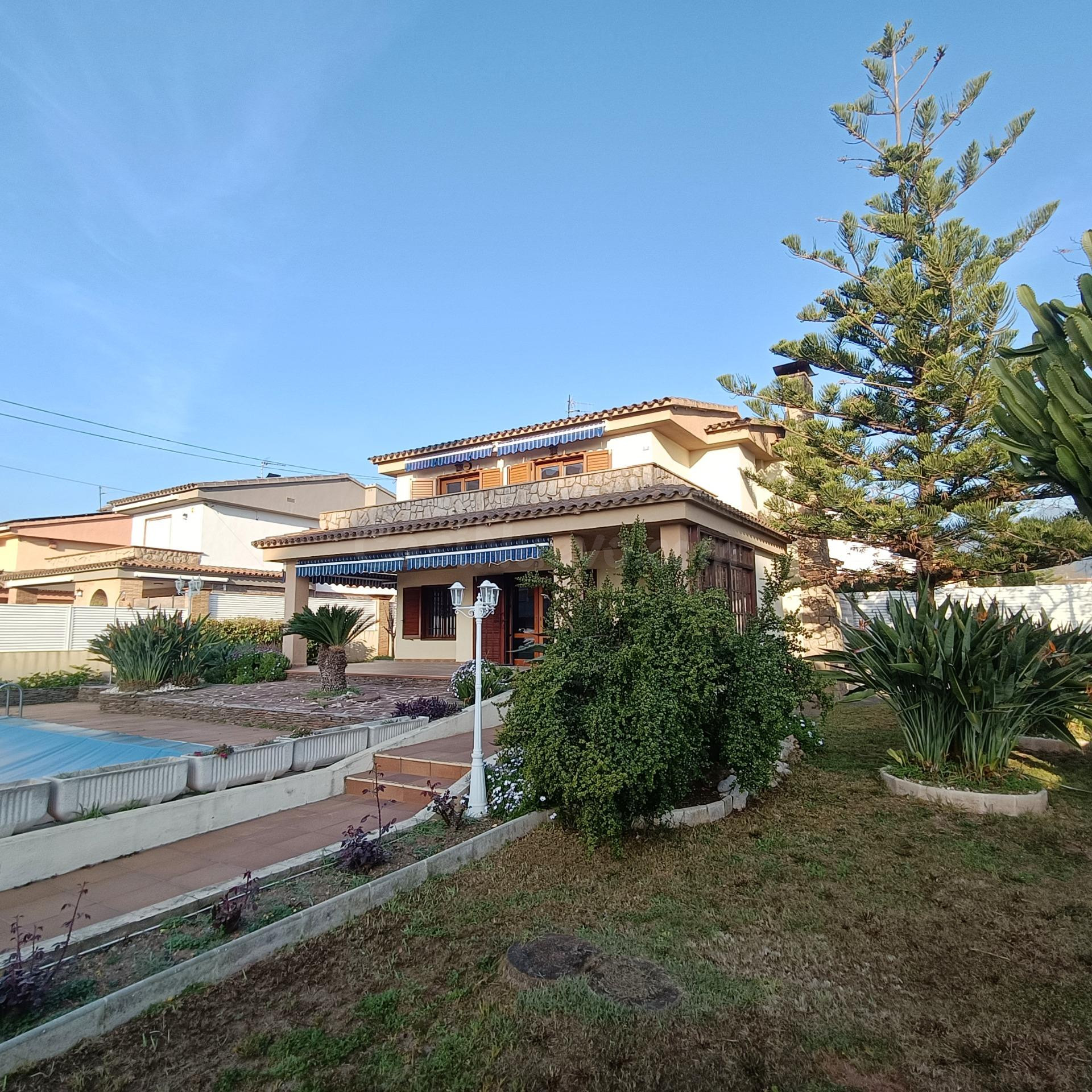 MAGNÍFICA VILLA A CUATRO VIENTOS EN LA EXCLUSIVA ZONA DEL TO - foto 4