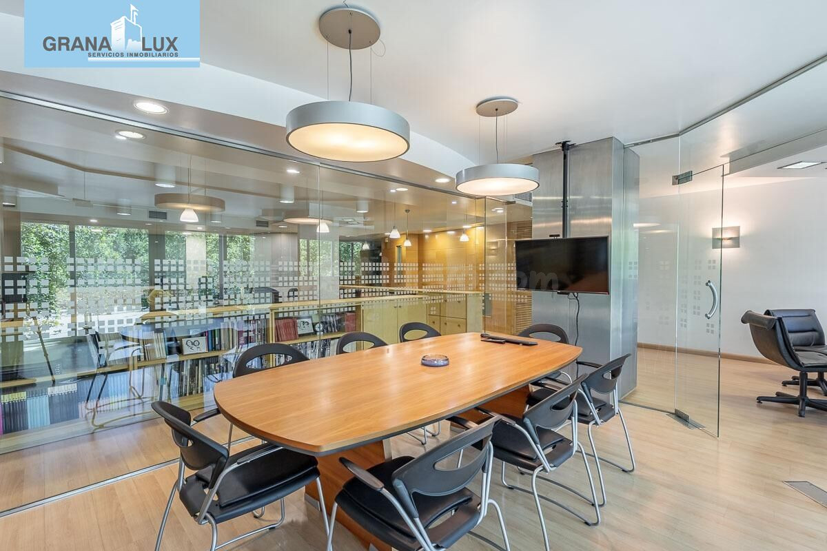 EXCLUSIVO INMUEBLE EN PLAZA DE CARRETAS, JUNTO AL EMBLEMÁTIC - foto 4