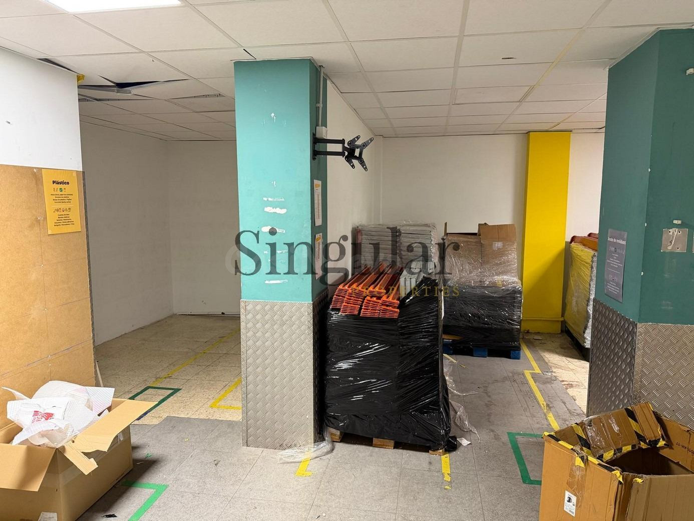 Local comercial junto a la Sagrada Familia en zona de alto t - foto 5