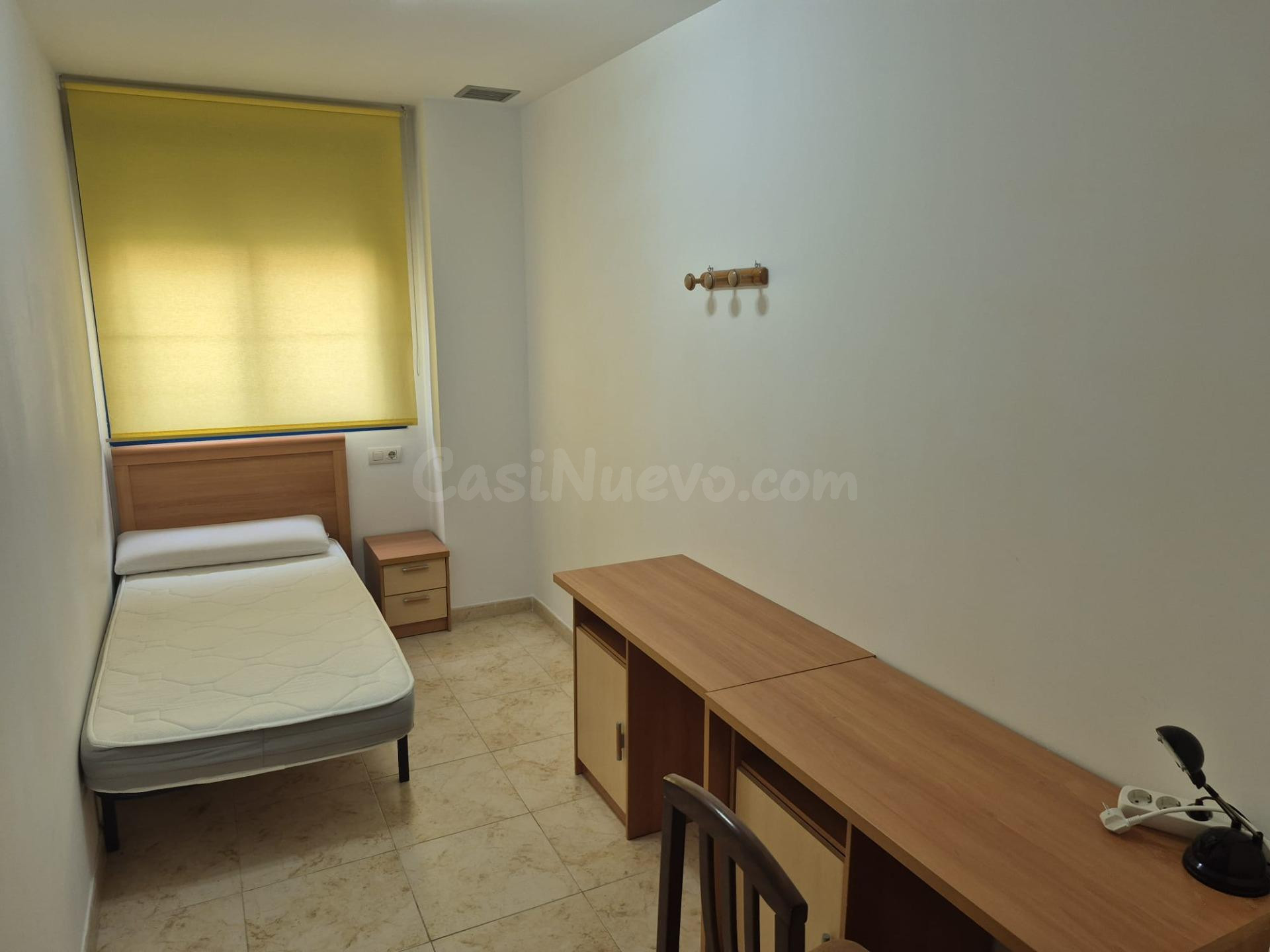 SOLO ESTUDIANTES - Habitación en alquiler junto a la Univers - foto 2