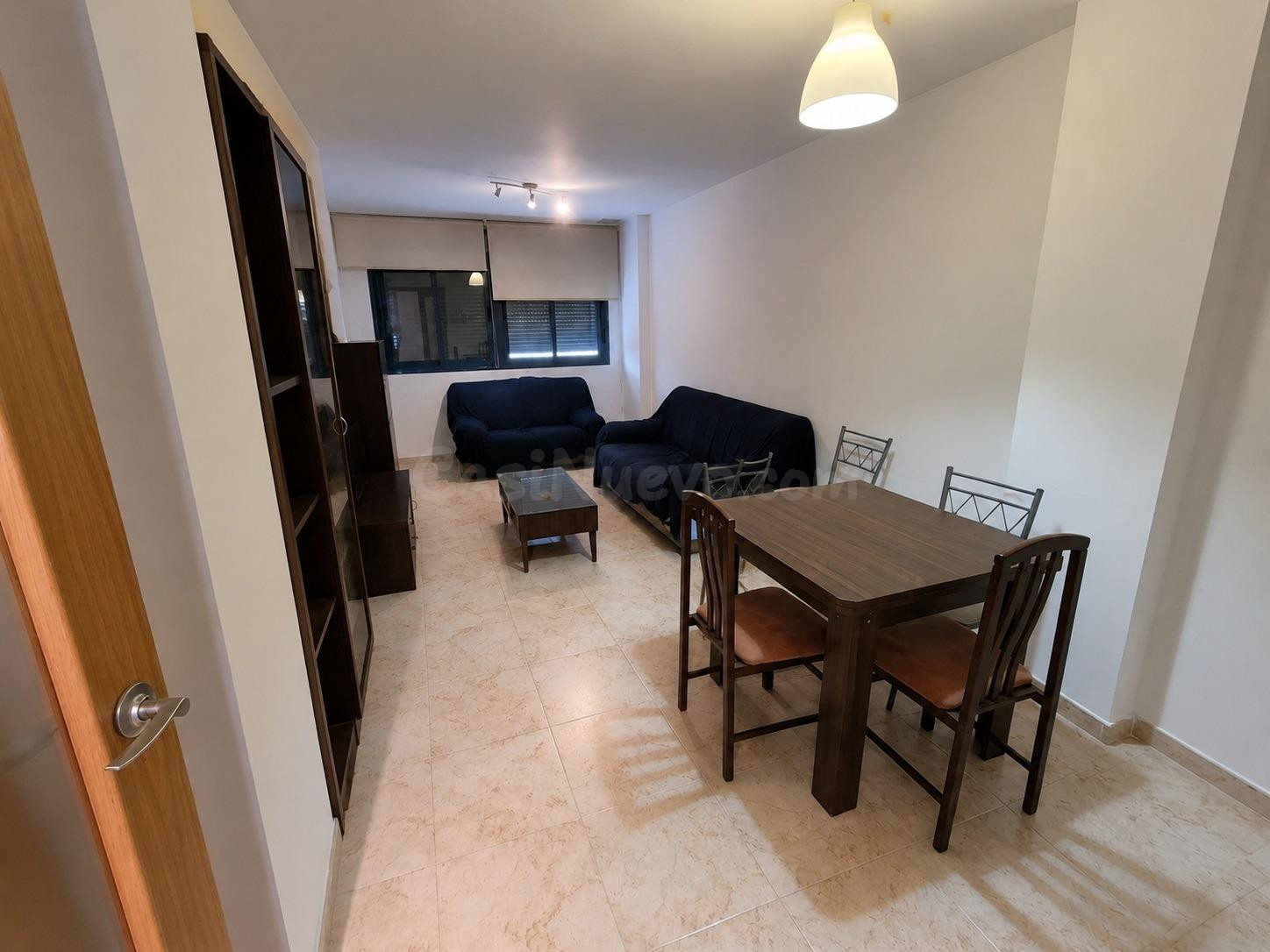 SOLO ESTUDIANTES - Habitación en alquiler junto a la Univers - foto 3