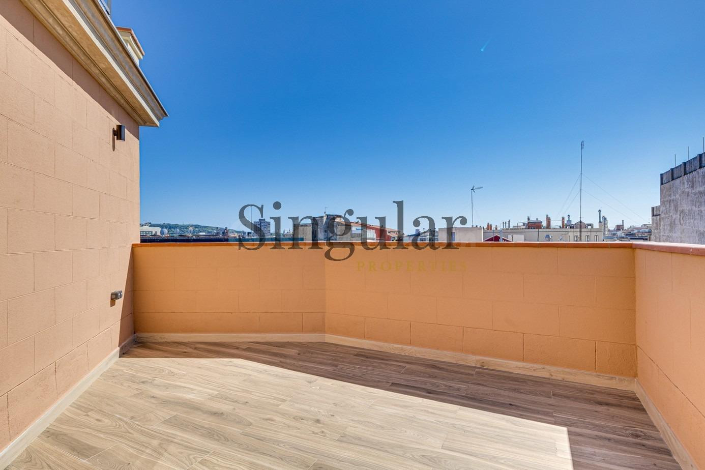 Ático con terraza de 20 m2 y vistas en la Dreta de l'Eixampl - foto 4