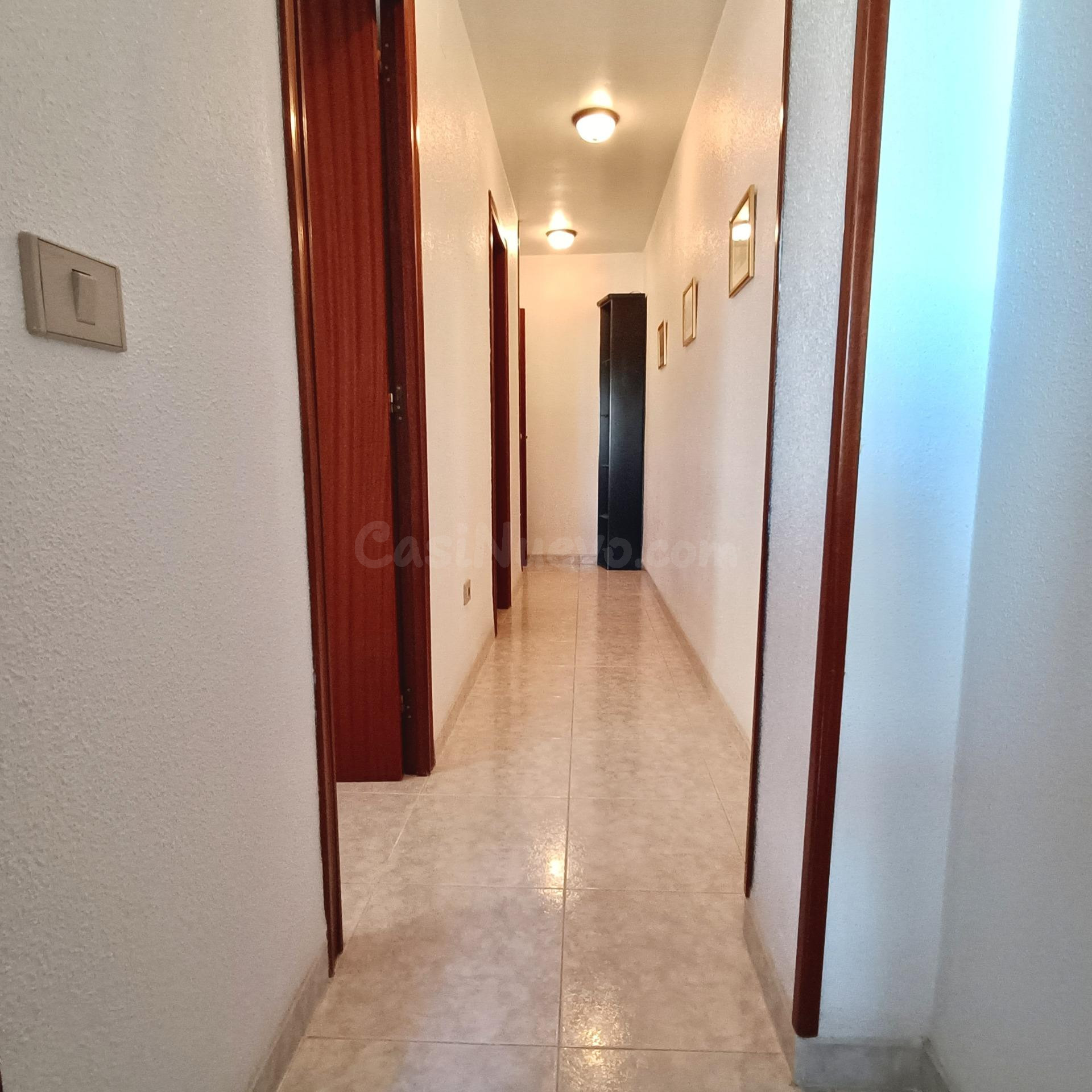 MAGNÍFICO PISO DE TRES DORMITORIOS Y DOS BAÑOS, CON PARKING  - foto 4