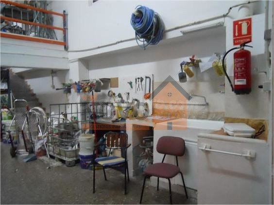 Local comercial 400m² en venta - Área de Silla - foto 5