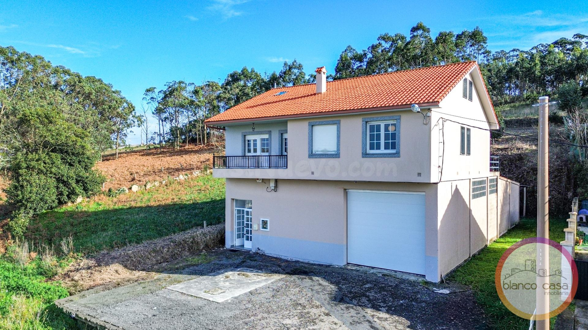 Casa con VISTAS AL MAR y enormes posibilidades en Camuza (Malpica de Bergantiños-A Coruña)por 244.990€