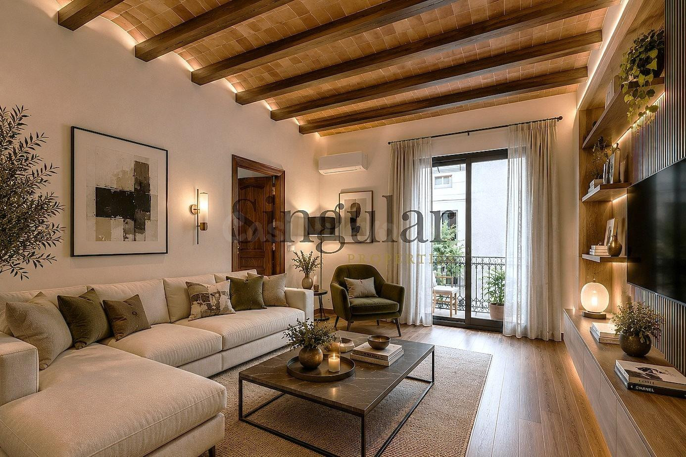 Vivienda señorial con 7 balcones exteriores en pleno corazón