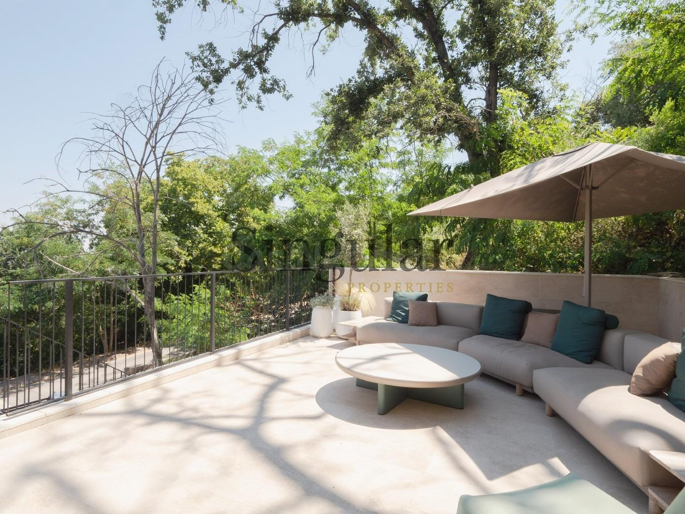Exclusiva villa de obra nueva: diseño contemporáneo en plena - foto 2