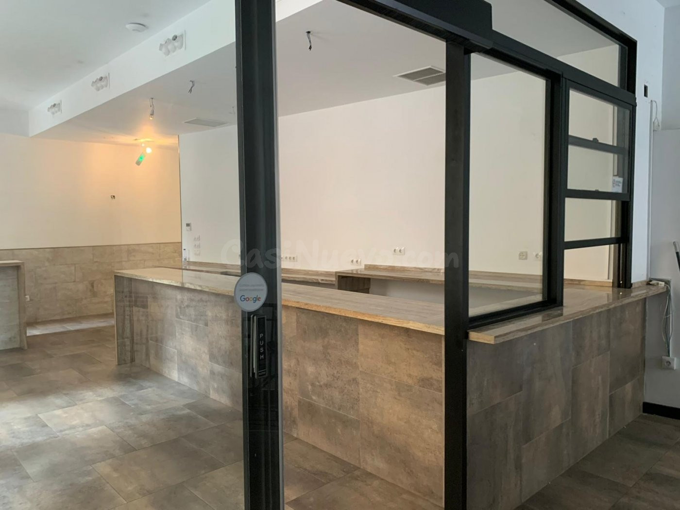 VENTA DE LOCAL EN PLENO CENTRO, A UN PASO DE LA EXPLANADA - foto 4