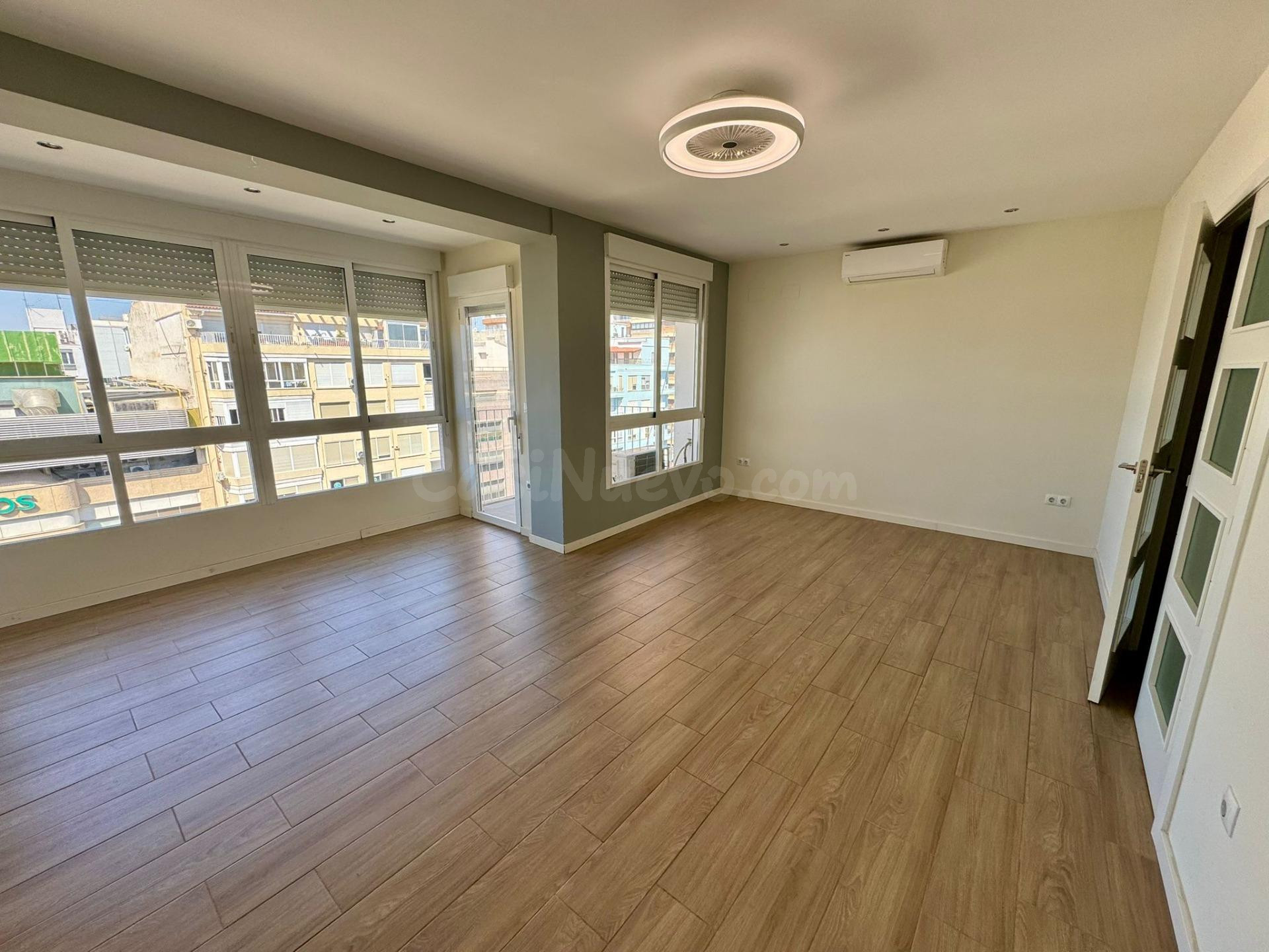 Vivienda totalmente reformada en pleno centro de Alicante co - foto 4