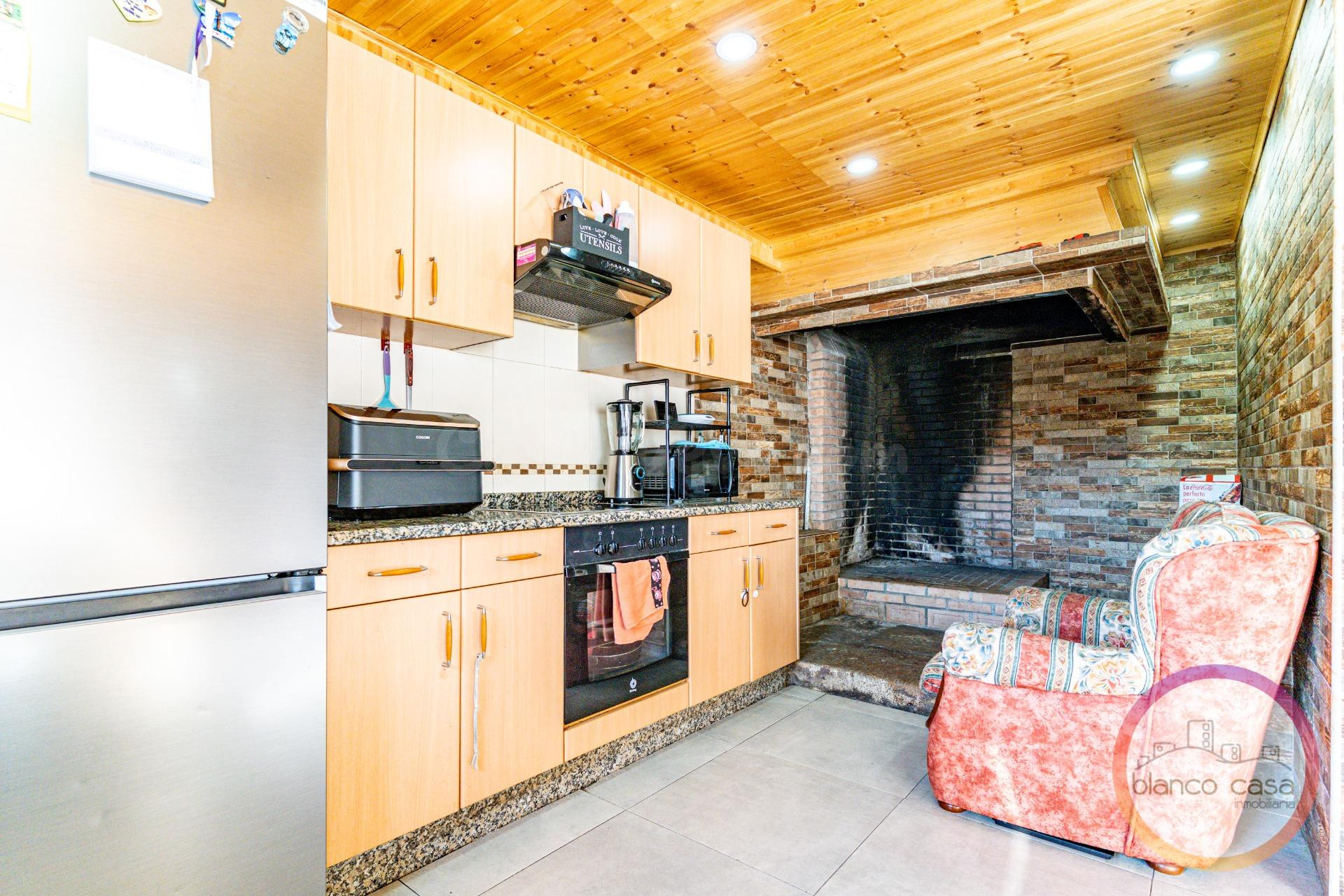 CASA + ALPENDRE + TERRENO por SOLO 99.990€ a 6,3km de Corist - foto 4