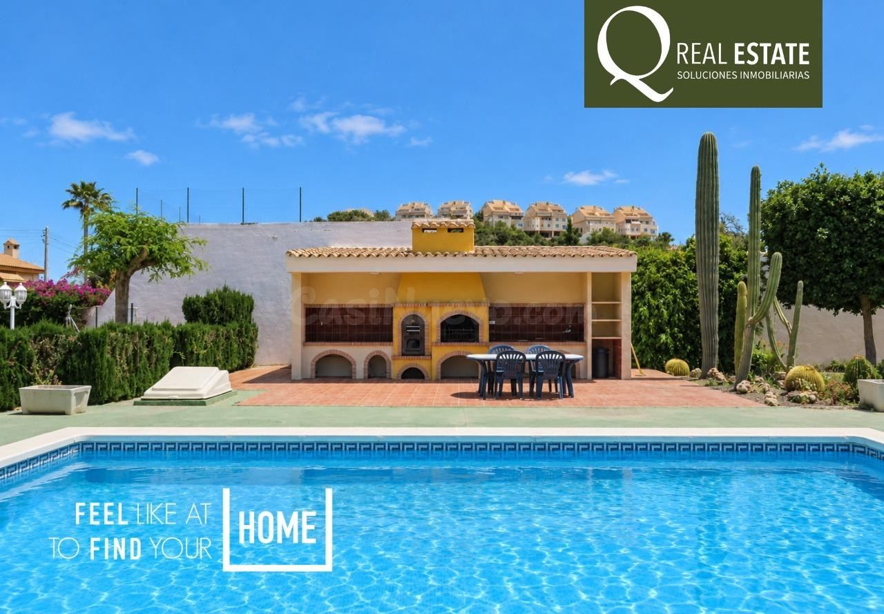 CHALET CON PISCINA PRIVADA EN MUTXAMEL