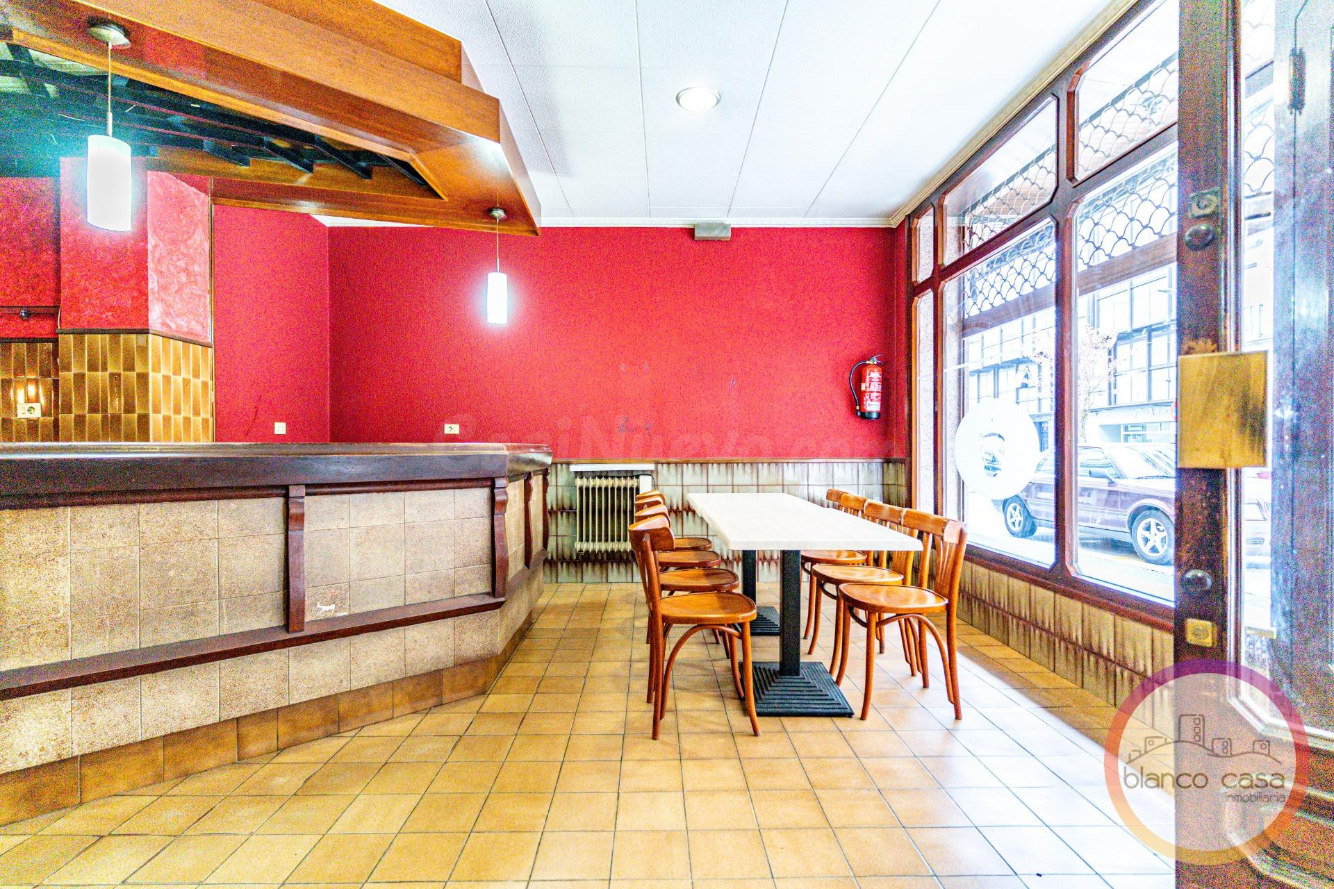 EN ALQUILER ☕LOCAL de HOSTELERIA en PLENO CENTRO DE CARBALLO - foto 4